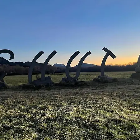 A L'ancienne Ecole Saint-Ours (Puy-de-Dome)