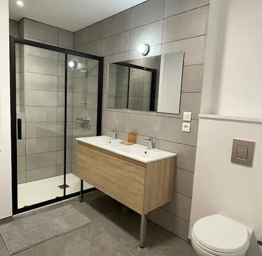 A L'ancienne Ecole Apartment *