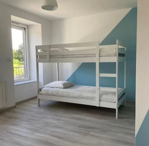 A L'ancienne Ecole Apartment Saint-Ours (Puy-de-Dome)